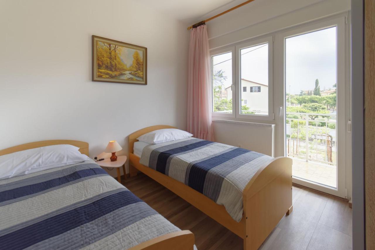 Apartment Patrik By Rent Istria Умаг Екстер'єр фото
